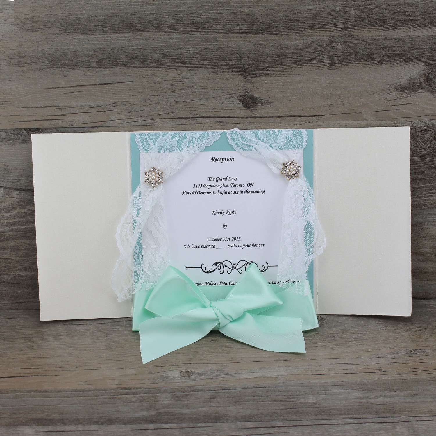 wedding invitation 